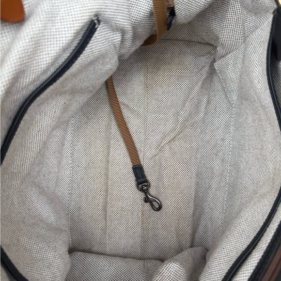 Dooney & Bourke City Flynn Bag - Picture 8 of 11